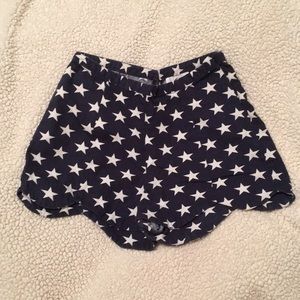 Dolce Vita High-Waisted Navy/White Star Shorts